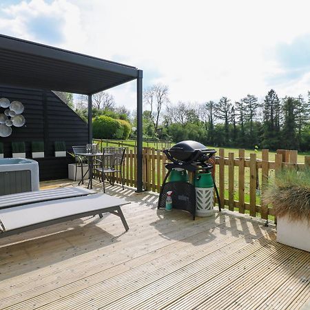 The Wood Shed, Bank Top Farm آشبورن المظهر الخارجي الصورة